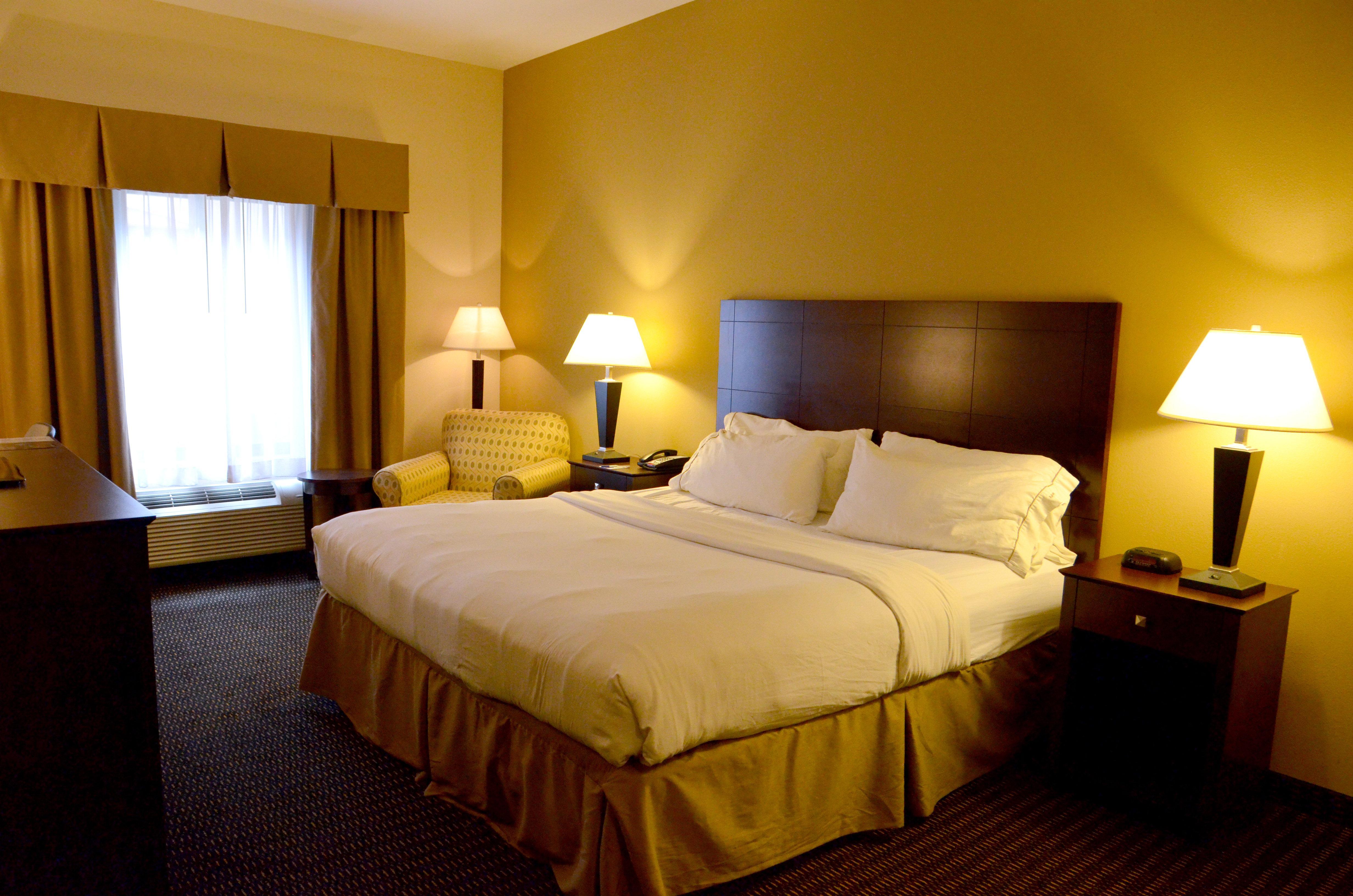Holiday Inn Express & Suites Sidney By Ihg Exterior foto