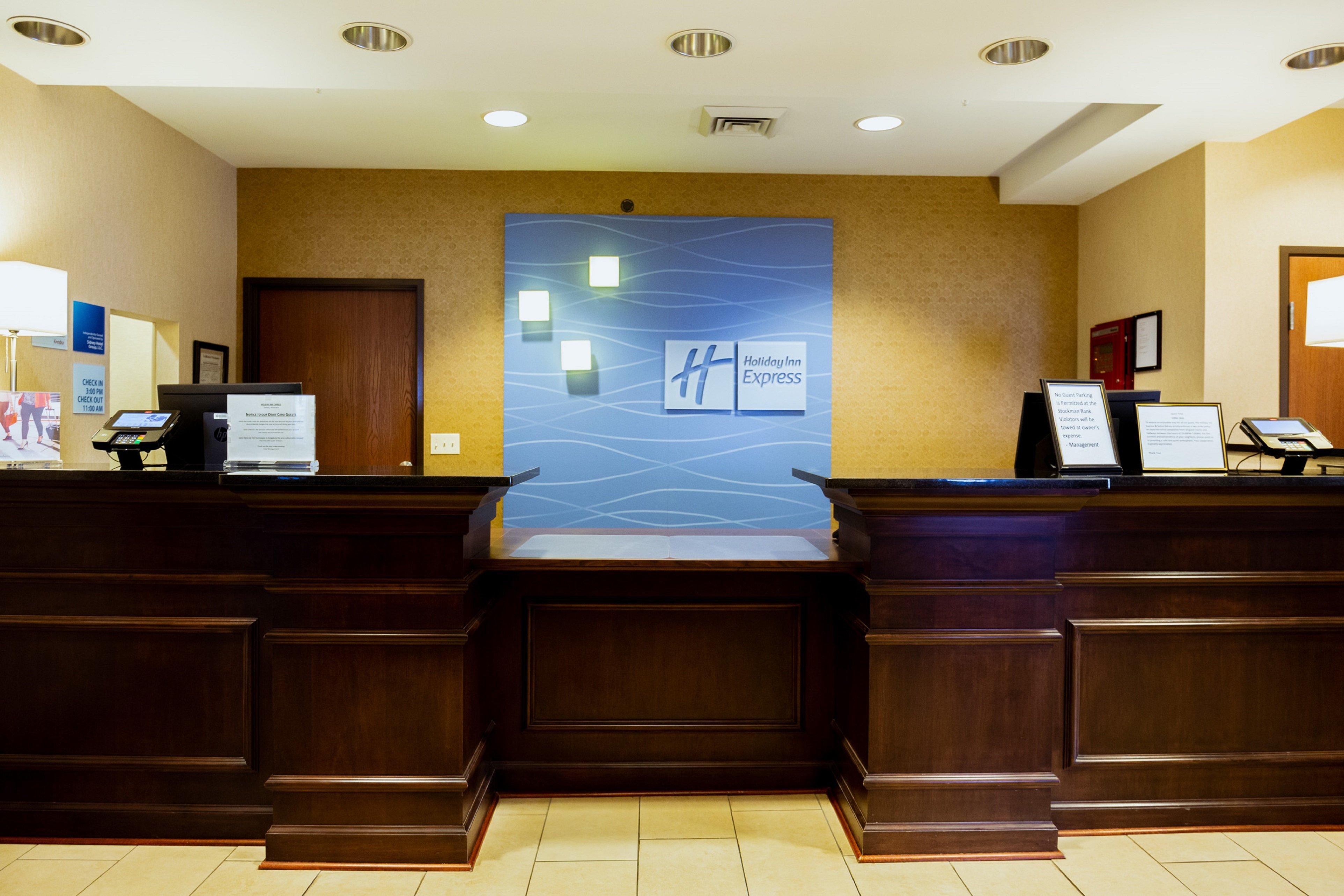 Holiday Inn Express & Suites Sidney By Ihg Exterior foto
